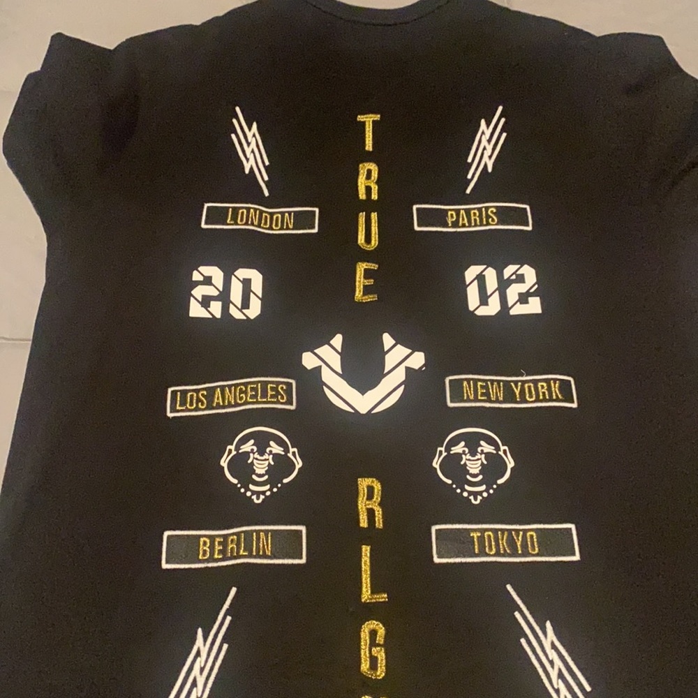 True Religion - Picture 3 of 5